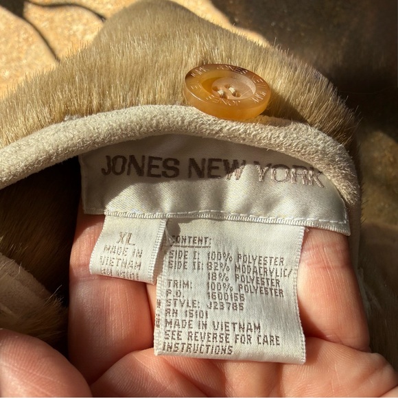 1990 Vintage Jones New York Camel Faux Fur Coat with Hood Womens Size XL - Picture 4 of 11